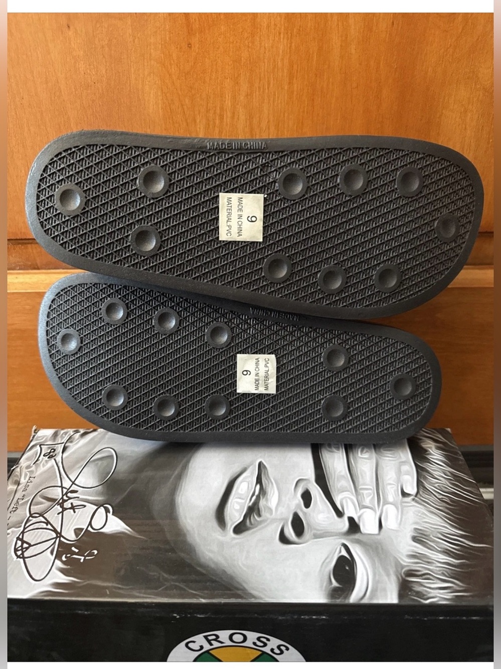 Cross Colours Left Eye Legacy Slides TLC Lisa Lopes Women’s Sz 9 FAST SHIPPING - Picture 4 of 6